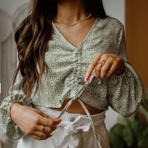 Green floral crop top